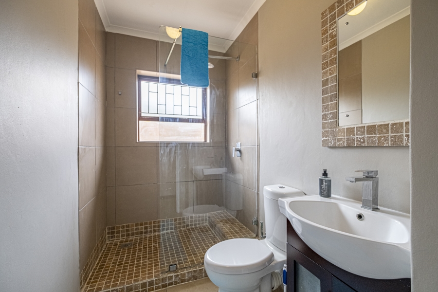 To Let 3 Bedroom Property for Rent in Summerstrand Eastern Cape